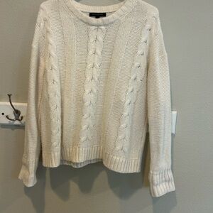 Banana Republic Cream Cable Knit Sweater
